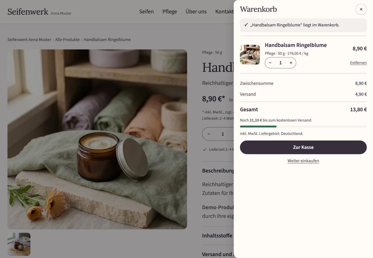 Geöffneter Warenkorb als Seitenleiste mit Grundpreis, Versandkosten, Fortschritt bis zum kostenlosen Versand und Button zur Kasse